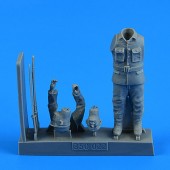 Aerobonus 350.022 Japanese WWII suicide officer for the Japanese Suicide Craft Kaiten II 1:35