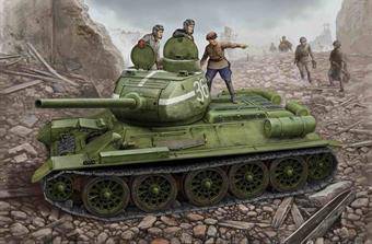 Hobby Boss 84807 Russian T-34/85 (1944 flattened turret) 1:48