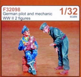 CMK 129-F32098 Deutscher Pilot and Mechanic 1:32