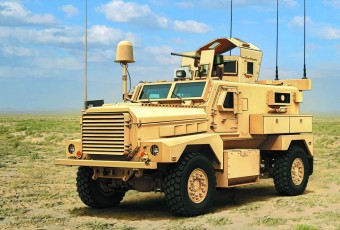 Hobby Boss 80156 COUGAR 4X4 MRAP 1:35
