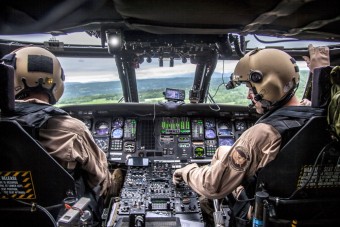 ICM 48130 Black Hawk crew (3 figures) (100% new moulds) 1:48