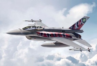 Kinetic K48172 F-16C/D Block 52+ (Poland AF) - GOLD SERIES 1:48