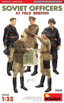 MiniArt 35365 SOVIET OFFICERS AT FIELD BRIEFING. SPECIAL EDITION 1:35