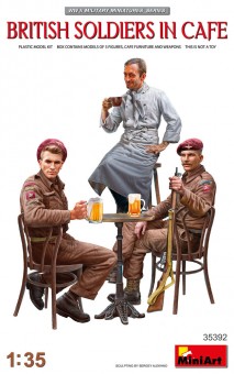 MiniArt 35392 British Soldiers in Cafe 1:35