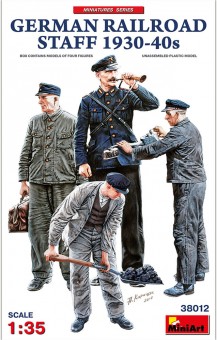 MiniArt 38012 German Railroad Staff 1930-40s 1:35