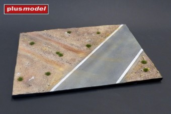 Plus model 623 Display base - Cobblestone street wit tram tracks 1:35