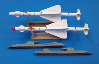 Plus model AL4022 Russian missile R-24T 1:48