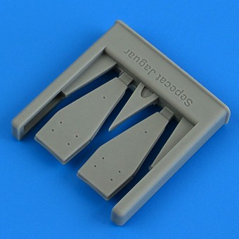 Quickboost QB49 172 Sepecat Jaguar GR.1/GR.1a bases for chaff and flare dispensers 1:48