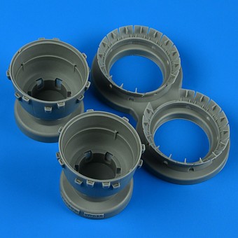 Quickboost QB49 206 B-25J Mitchell cowlings and cooling flaps (opened) for HK Model 1:48