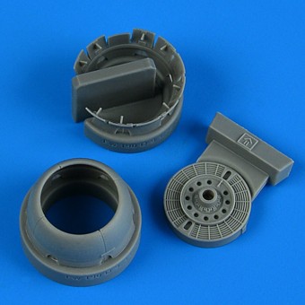 Quickboost QB72 692 Fw 190D-9 cowling & cooling flaps (opened) 1:72