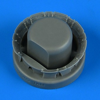 Quickboost QB72 694 F4U-1 opened engine flaps 1:72