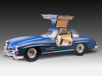 Revell 05614 Gift Set Mercedes-Benz 300 SL 100 Jahre MB 1:24