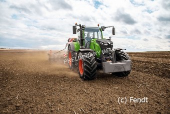 Revell 07827 Fendt 728 Vario 1:24