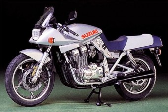 TAMIYA 14010 1:12 Suzuki GSX1100S Katana