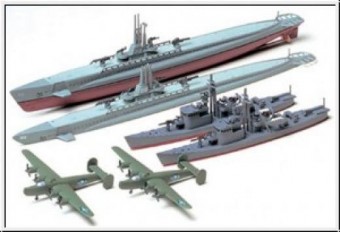 Tamiya 31903 1:700 US Submarine & Japanese Chaser - Gato Class & Chaser No.13