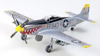 Tamiya 60754 1:72 N.A. F-51 Mustang - Korean War