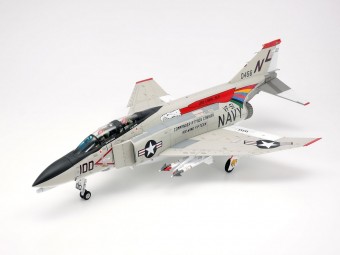 TAMIYA 61121 1:48 McDonnell Douglas F-4B Phantom II