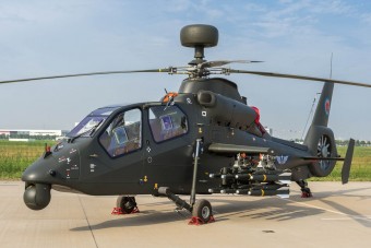 Trumpeter 05851 Z-19G Light Scout/Attack Helicopter 1:48