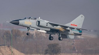 Trumpeter 05857 JH-7A Flying Leopard 1:48