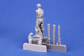 CMK 129-F35410 M36 Tank Destroyer Loader 1:35