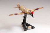 Easy Model 37208 P-40B/C Warhawk RAF250Squ 1941 N. Afr. 1:72