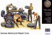 Master Box Ltd. MB3560 German Motorcycle repair team 1:35