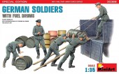 MiniArt 35366 German Soldiers w/ Fuel Drums. Special Edition (35041 & 35597 6 drums) 1:35