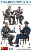 MINIART 35396 1:35 German Soldiers in Cafe 