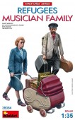 MiniArt 38084 Refugees. Musician Family 1:35