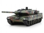 TAMIYA 25207 1:35 Leopard 2A6 Tank 
